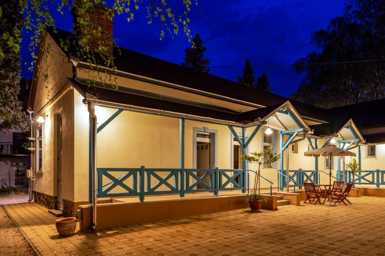 Balzsam apartmanház Harkany Bagian luar foto