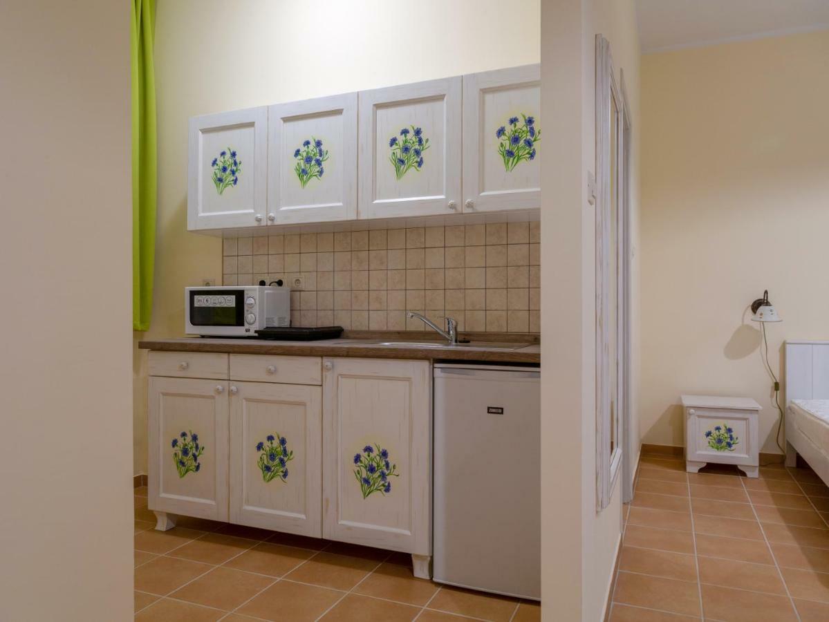 Balzsam apartmanház Harkany Bagian luar foto