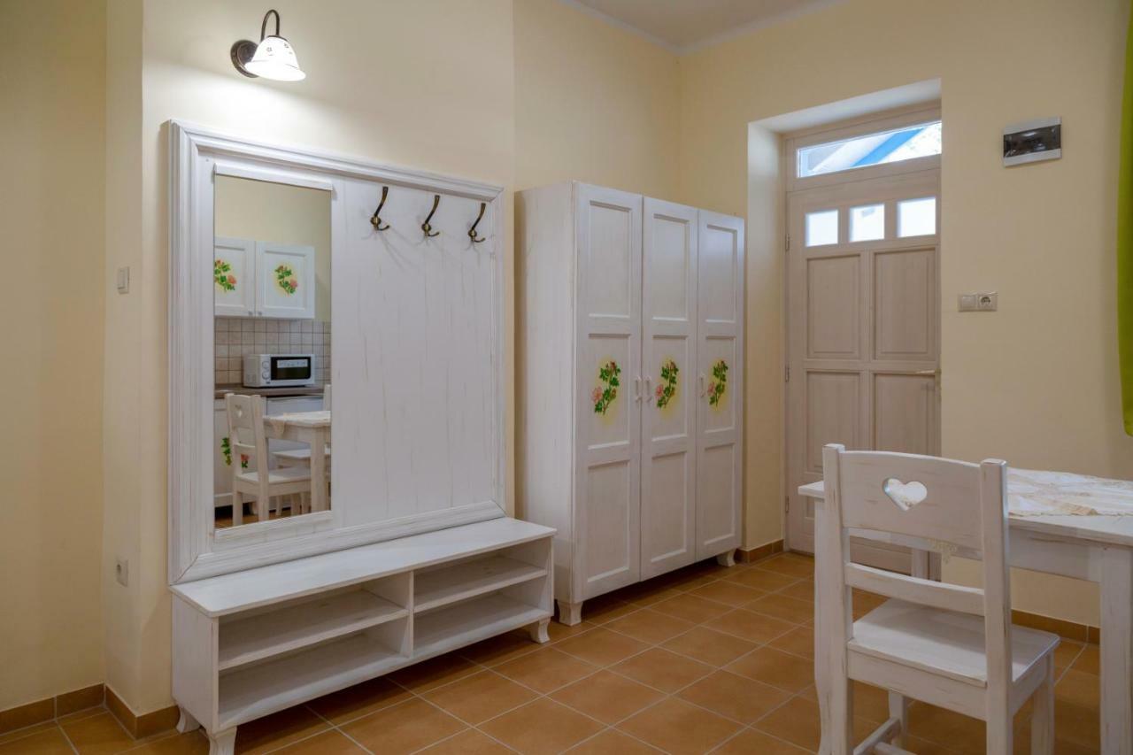 Balzsam apartmanház Harkany Bagian luar foto