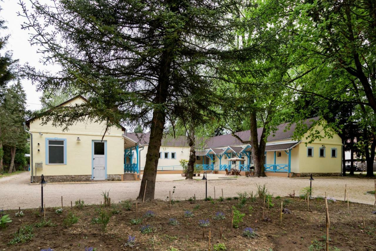 Balzsam apartmanház Harkany Bagian luar foto