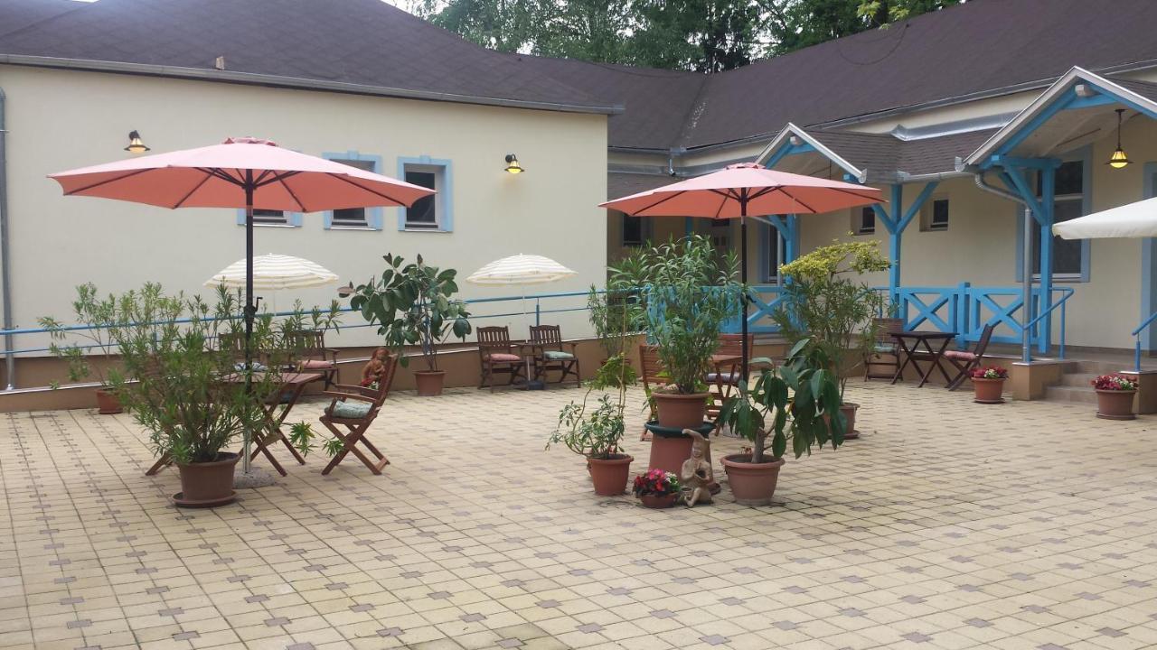 Balzsam apartmanház Harkany Bagian luar foto